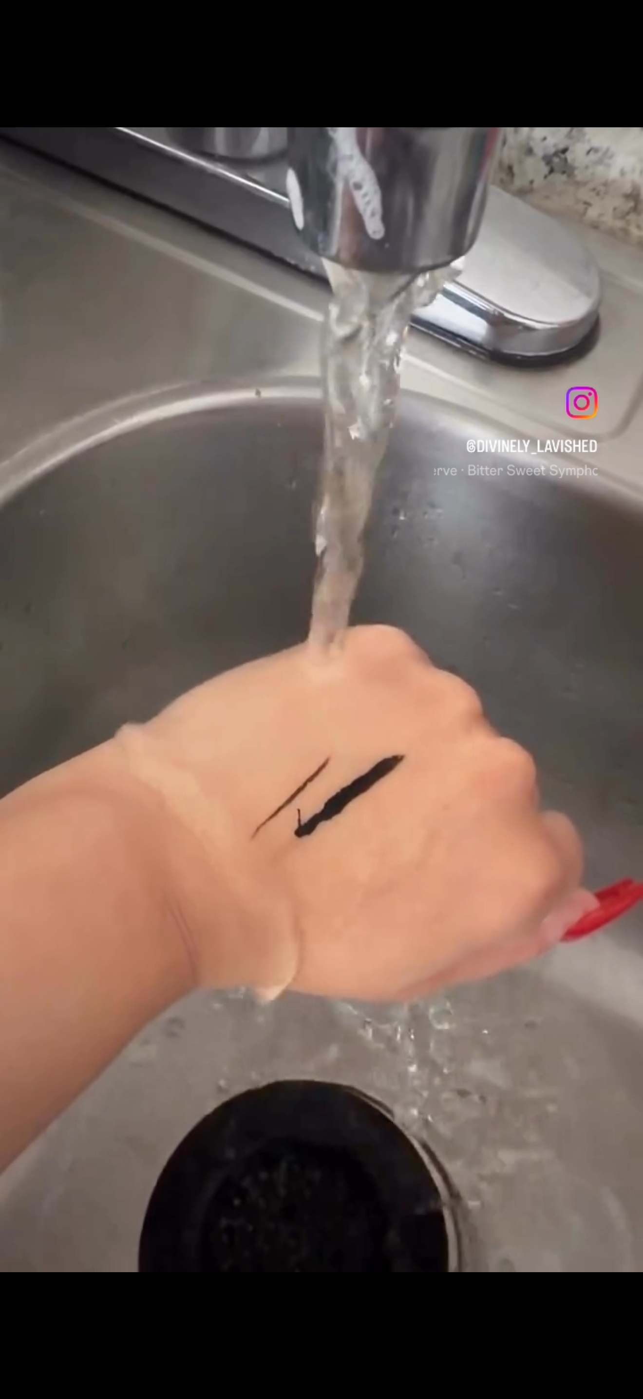 Crystal Leopard Eyeliner